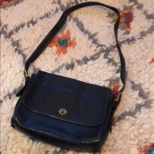 Vintage Coach shoulder bag